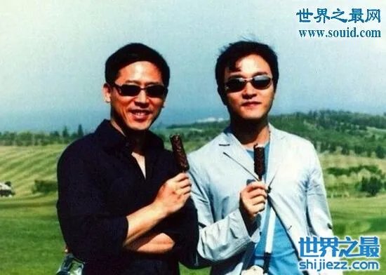 张国荣对唐鹤德很霸道,世纪牵手无声的向世界宣告