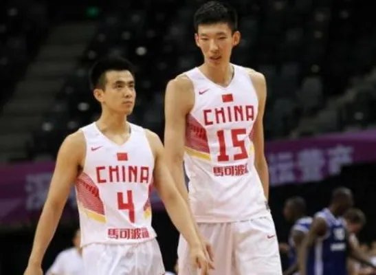 周琦CBA篮板数超越姚明 周琦以后有可能超越姚明吗